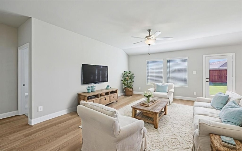 5910 Broadacre Drive, Princeton, TX 75071, 4 Habitaciones Habitaciones , ,3 BañosBaños,Residential,En Venta,5910 Broadacre Drive,0,21215733