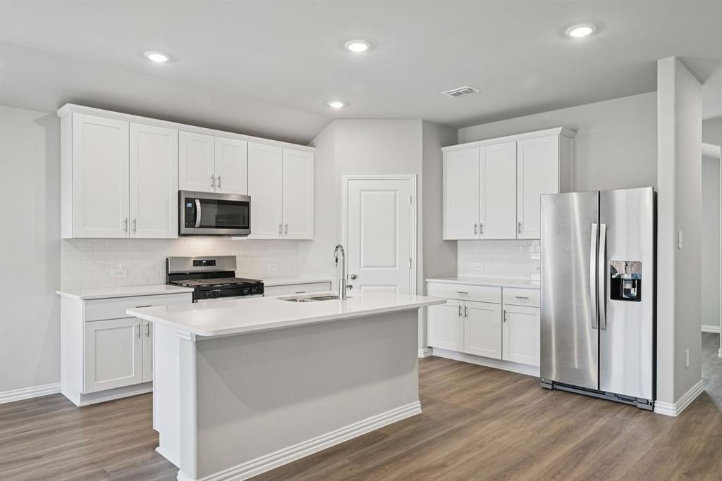 2014 Colt Court, Seagoville, TX 75159, 3 Habitaciones Habitaciones , ,2 BañosBaños,Residential,En Venta,2014 Colt Court,0,21215736