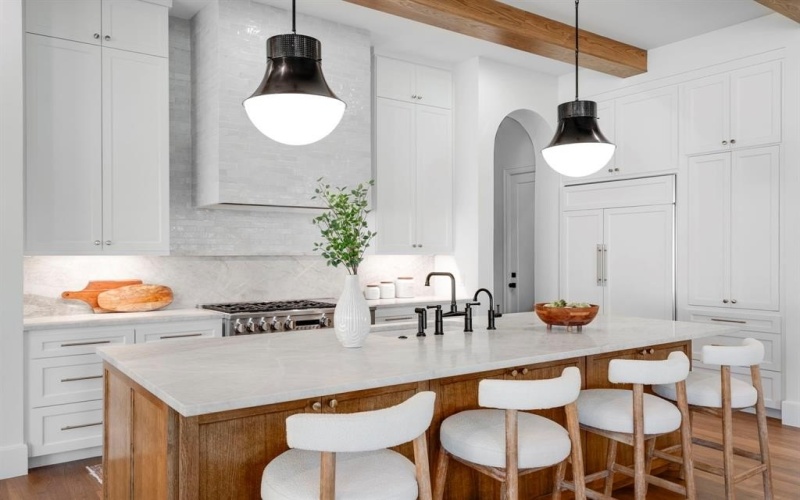 6903 La Vista Drive, Dallas, TX 75214, 5 Bedrooms Bedrooms, ,6 BathroomsBathrooms,Residential,For Sale,6903 La Vista Drive,0,21215804