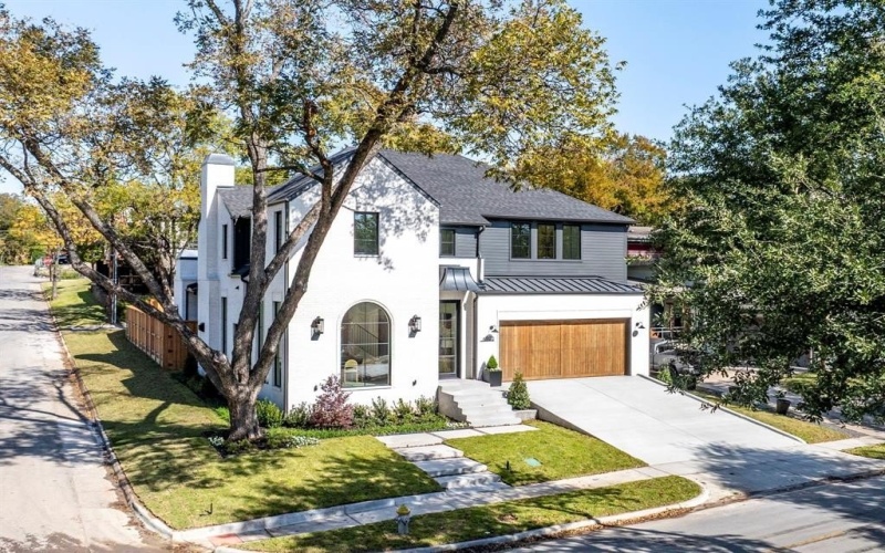 6903 La Vista Drive, Dallas, TX 75214, 5 Bedrooms Bedrooms, ,6 BathroomsBathrooms,Residential,For Sale,6903 La Vista Drive,0,21215804