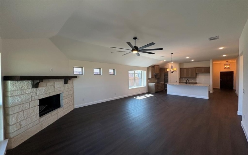 589 Mb S Way, Pilot Point, TX 76258, 3 Habitaciones Habitaciones , ,2 BañosBaños,Residential,En Venta,589 Mb S Way,0,21216314