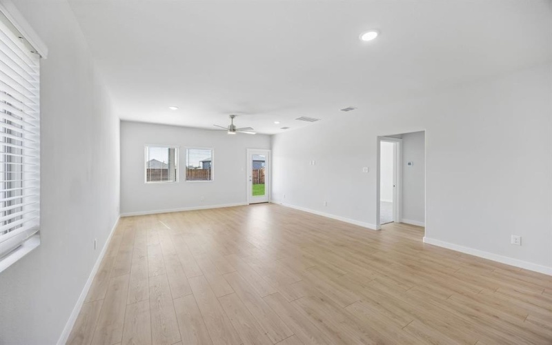 2804 Baynes Place, Princeton, TX 75407, 4 Habitaciones Habitaciones , ,2 BañosBaños,Residential,En Venta,2804 Baynes Place,0,21216436