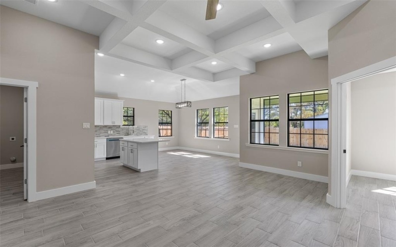 3025 Red Oak Drive, Granbury, TX 76048, 3 Bedrooms Bedrooms, ,2 BathroomsBathrooms,Residential,For Sale,3025 Red Oak Drive,0,21216523