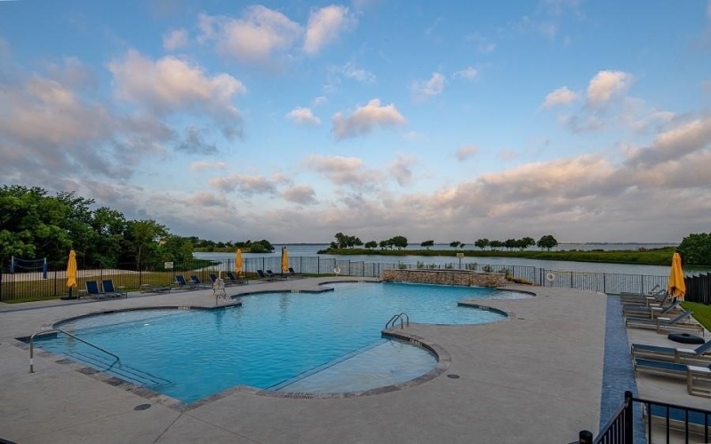 3504 Shining Light Court, Heath, TX 75126, 4 Habitaciones Habitaciones , ,3 BañosBaños,Residential,En Venta,3504 Shining Light Court,0,21216549