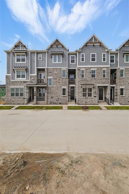 805 Heights Way, Plano, TX 75075, 2 Bedrooms Bedrooms, ,2 BathroomsBathrooms,Residential,For Sale,805 Heights Way,0,21216636