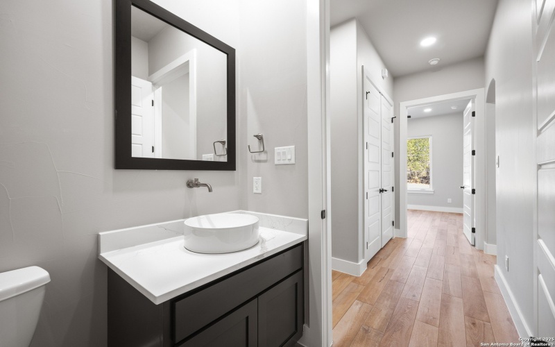 1758 Paradise Parkway, Canyon Lake, TX 78133, 4 Bedrooms Bedrooms, ,3 BathroomsBathrooms,Residential,For Sale,1758 Paradise Parkway,0,1911999