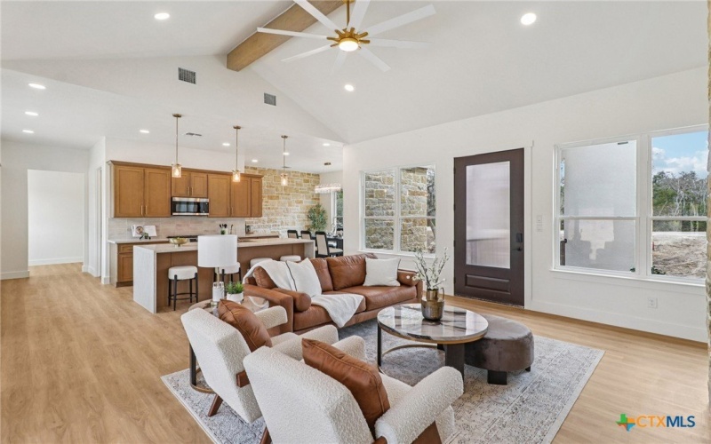 858 Rutherford, Fischer, TX 78623, 4 Bedrooms Bedrooms, ,5 BathroomsBathrooms,Residential,For Sale,858 Rutherford,0,605520