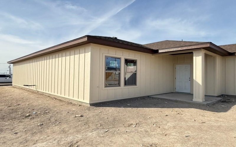 13 Concepcion, Del Rio, TX 78840, 3 Bedrooms Bedrooms, ,2 BathroomsBathrooms,Residential,For Sale,13 Concepcion,0,208340