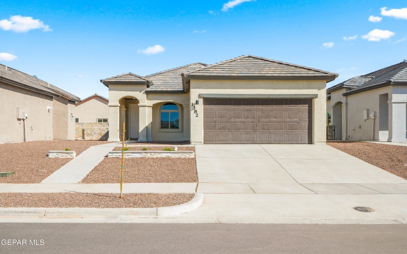 13829 Paseo Central Avenue, Horizon City, TX 79928, 3 Bedrooms Bedrooms, ,2 BathroomsBathrooms,Residential,For Sale,13829 Paseo Central Avenue,0,940861