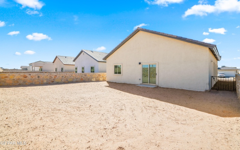 13829 Paseo Central Avenue, Horizon City, TX 79928, 3 Bedrooms Bedrooms, ,2 BathroomsBathrooms,Residential,For Sale,13829 Paseo Central Avenue,0,940861