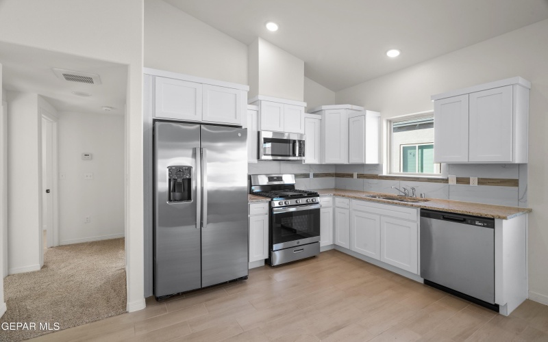 14324 CHRIS ZINGO Lane, El Paso, TX 79928, 3 Habitaciones Habitaciones , ,2 BañosBaños,Residential,En Venta,14324 CHRIS ZINGO Lane,0,940862