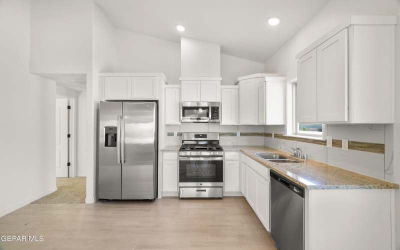 14324 CHRIS ZINGO Lane, El Paso, TX 79928, 3 Habitaciones Habitaciones , ,2 BañosBaños,Residential,En Venta,14324 CHRIS ZINGO Lane,0,940862