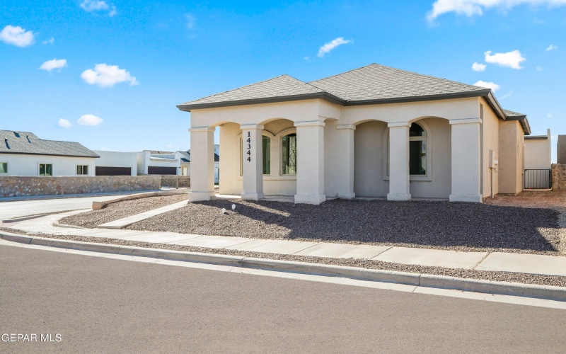 14364 BILL LAZOR Parkway, El Paso, TX 79928, 2 Habitaciones Habitaciones , ,2 BañosBaños,Residential,En Venta,14364 BILL LAZOR Parkway,0,940863