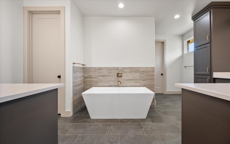 4620 138th Place, Lubbock, TX 79424, 4 Bedrooms Bedrooms, ,3 BathroomsBathrooms,Residential,For Sale,4620 138th Place,0,202603801