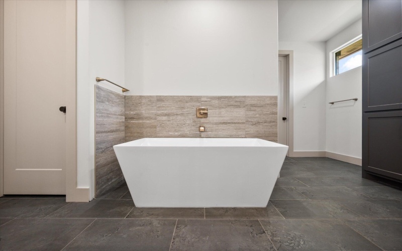 4620 138th Place, Lubbock, TX 79424, 4 Bedrooms Bedrooms, ,3 BathroomsBathrooms,Residential,For Sale,4620 138th Place,0,202603801