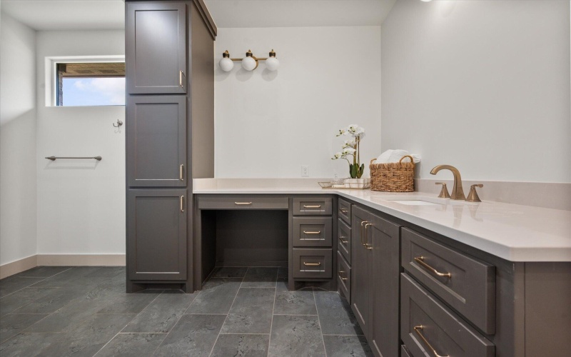 4620 138th Place, Lubbock, TX 79424, 4 Bedrooms Bedrooms, ,3 BathroomsBathrooms,Residential,For Sale,4620 138th Place,0,202603801