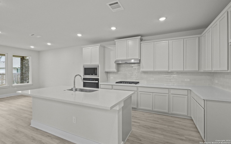 1844 Bighorn Trail, New Braunfels, TX 78132, 3 Bedrooms Bedrooms, ,3 BathroomsBathrooms,Residential,For Sale,1844 Bighorn Trail,0,1870694