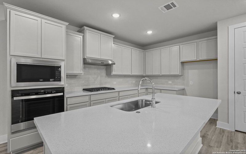 1844 Bighorn Trail, New Braunfels, TX 78132, 3 Bedrooms Bedrooms, ,3 BathroomsBathrooms,Residential,For Sale,1844 Bighorn Trail,0,1870694