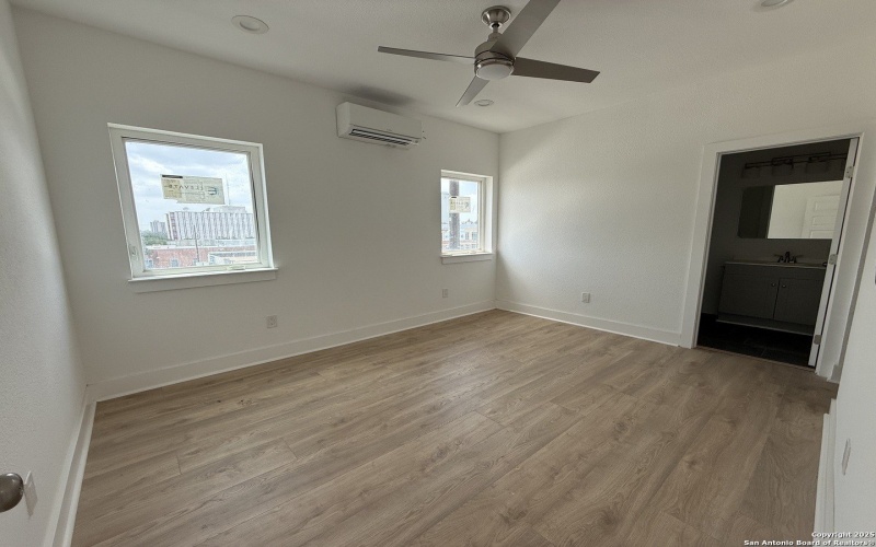 715 Ogden unit: 104, San Antonio, TX 78212, 3 Bedrooms Bedrooms, ,3 BathroomsBathrooms,Residential,For Sale,715 Ogden unit: 104,0,1872347