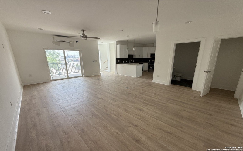 715 Ogden unit: 104, San Antonio, TX 78212, 3 Bedrooms Bedrooms, ,3 BathroomsBathrooms,Residential,For Sale,715 Ogden unit: 104,0,1872347