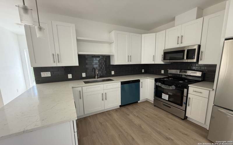 715 Ogden unit: 104, San Antonio, TX 78212, 3 Bedrooms Bedrooms, ,3 BathroomsBathrooms,Residential,For Sale,715 Ogden unit: 104,0,1872347