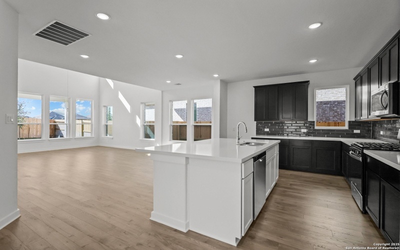 12502 Sylvanite, San Antonio, TX 78254, 4 Habitaciones Habitaciones , ,3 BañosBaños,Residential,En Venta,12502 Sylvanite,0,1889798