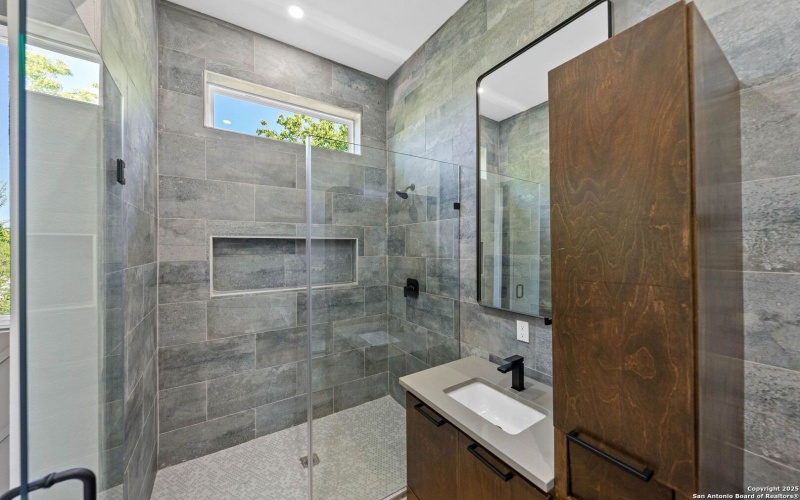 108 Vine unit: 102, San Antonio, TX 78210, 2 Bedrooms Bedrooms, ,2 BathroomsBathrooms,Residential,For Sale,108 Vine unit: 102,0,1910853