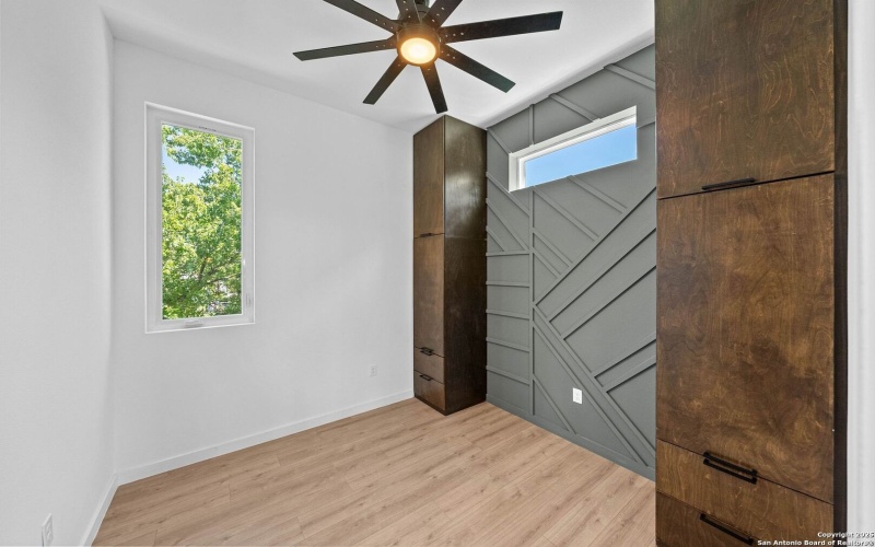 108 Vine St #102, San Antonio, TX 78210, 2 Habitaciones Habitaciones , ,2 BañosBaños,Residential,En Venta,108 Vine St #102,0,1912200