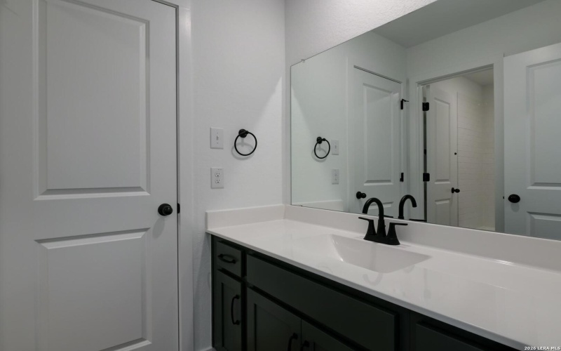 159 Desert Cactus, San Antonio, TX 78253, 5 Bedrooms Bedrooms, ,3 BathroomsBathrooms,Residential,For Sale,159 Desert Cactus,0,1919768