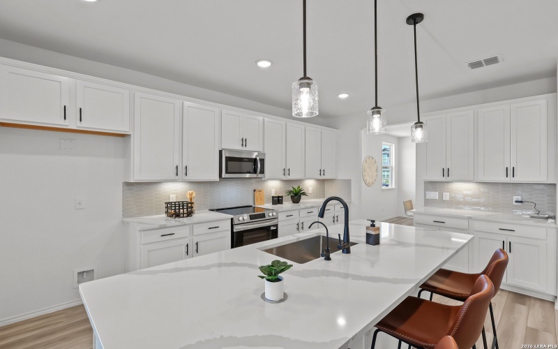 421 Jacks Place, Seguin, TX 78155, 3 Habitaciones Habitaciones , ,2 BañosBaños,Residential,En Venta,421 Jacks Place,0,1921103