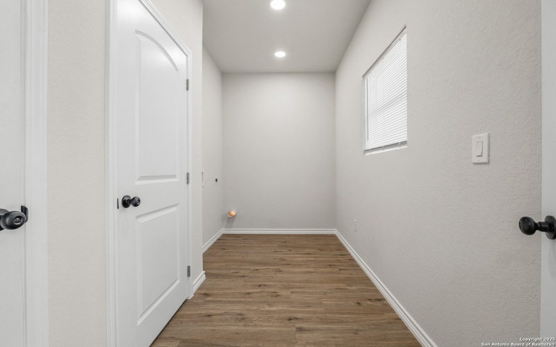 732 County Road 6846, Lytle, TX 78052, 3 Bedrooms Bedrooms, ,2 BathroomsBathrooms,Residential,For Sale,732 County Road 6846,0,1929735