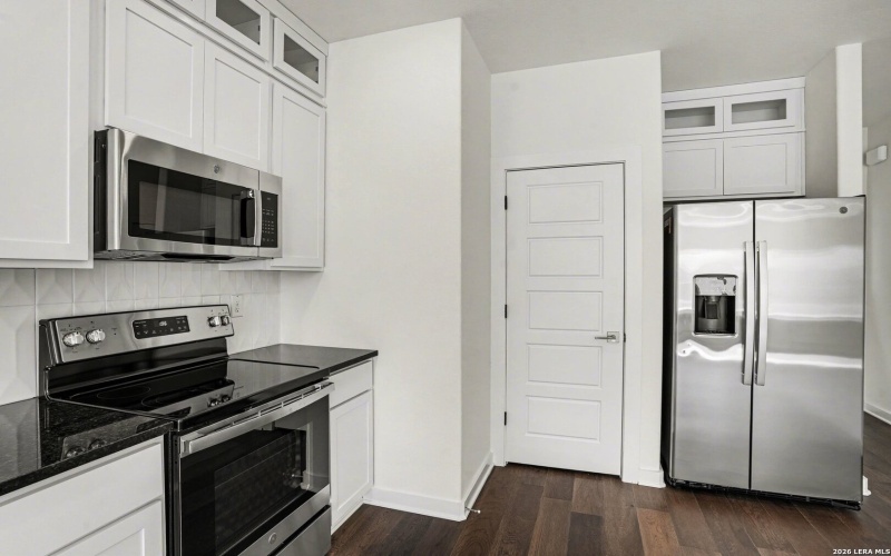 310 W Evergreen St #115, San Antonio, TX 78212, 3 Habitaciones Habitaciones , ,2 BañosBaños,Residential,En Venta,310 W Evergreen St #115,0,1939865