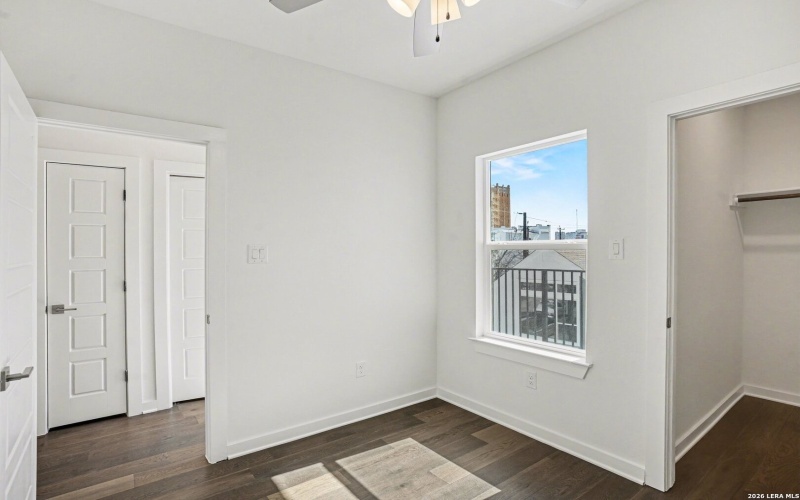 310 W Evergreen St #115, San Antonio, TX 78212, 3 Habitaciones Habitaciones , ,2 BañosBaños,Residential,En Venta,310 W Evergreen St #115,0,1939865