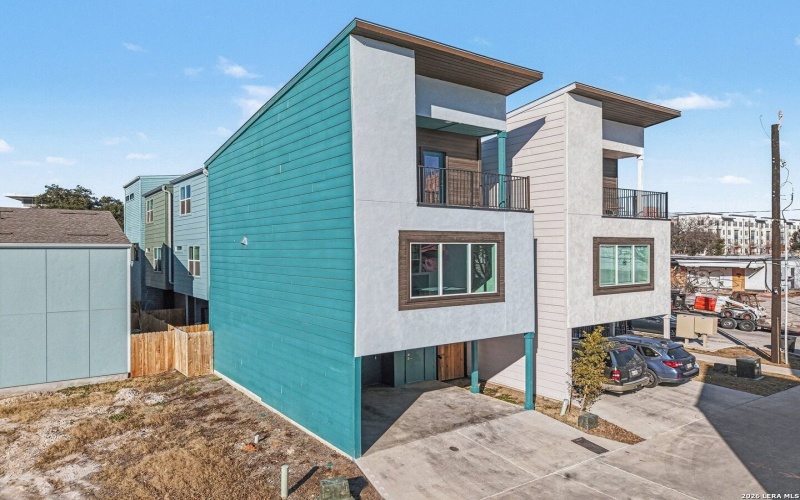 310 W Evergreen St #115, San Antonio, TX 78212, 3 Habitaciones Habitaciones , ,2 BañosBaños,Residential,En Venta,310 W Evergreen St #115,0,1939865