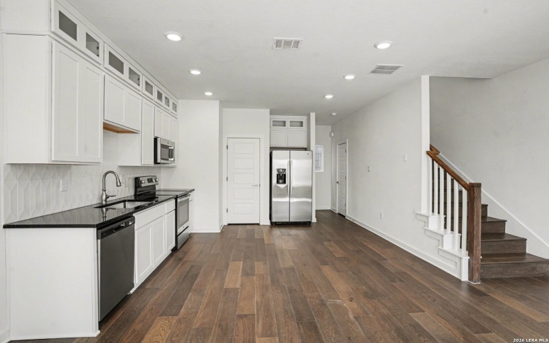 310 W Evergreen St #115, San Antonio, TX 78212, 3 Habitaciones Habitaciones , ,2 BañosBaños,Residential,En Venta,310 W Evergreen St #115,0,1939865