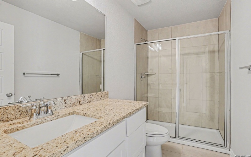 310 W Evergreen ST #120, San Antonio, TX 78212, 3 Habitaciones Habitaciones , ,2 BañosBaños,Residential,En Venta,310 W Evergreen ST #120,0,1939889