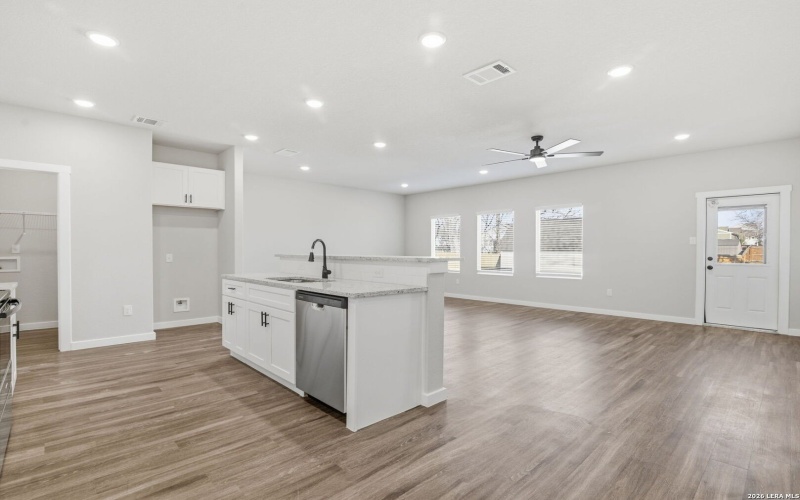 7126 Grand Valley, San Antonio, TX 78242, 3 Habitaciones Habitaciones , ,2 BañosBaños,Residential,En Venta,7126 Grand Valley,0,1949859