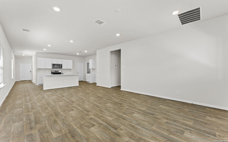 211 Lucy Landing, San Antonio, TX 78245, 4 Bedrooms Bedrooms, ,2 BathroomsBathrooms,Residential,For Sale,211 Lucy Landing,0,1951562