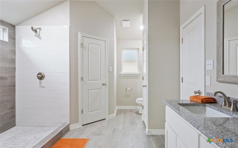 1022 Nacogdoches Drive, Temple, TX 76501, 3 Habitaciones Habitaciones , ,2 BañosBaños,Residential,En Venta,1022 Nacogdoches Drive,0,601758