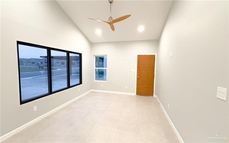 612 Oriole Road, Weslaco, TX 78596, ,Residential Multi Family,En Venta,612 Oriole Road,0,459470