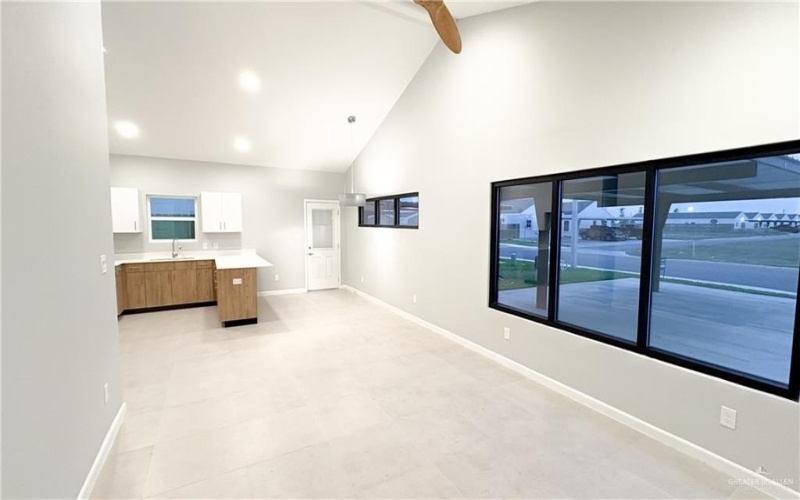 612 Oriole Road, Weslaco, TX 78596, ,Residential Multi Family,En Venta,612 Oriole Road,0,459470