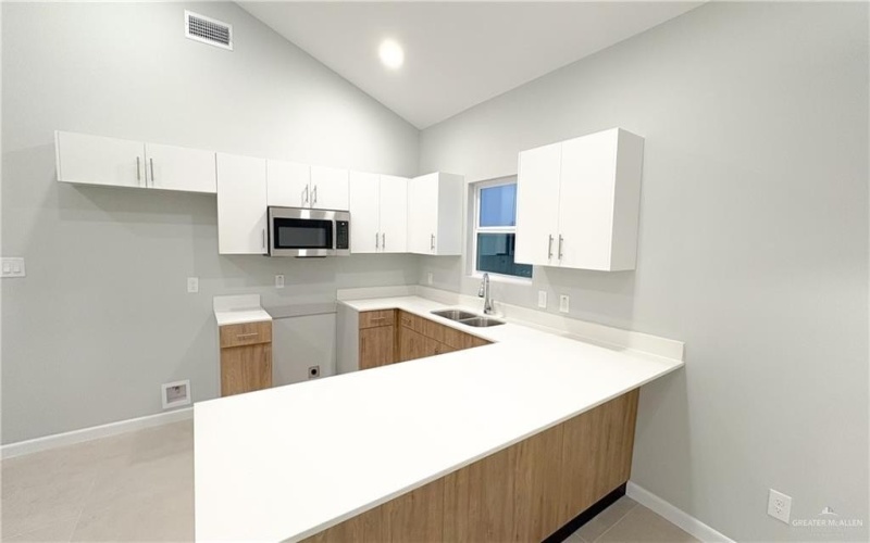 612 Oriole Road, Weslaco, TX 78596, ,Residential Multi Family,En Venta,612 Oriole Road,0,459470