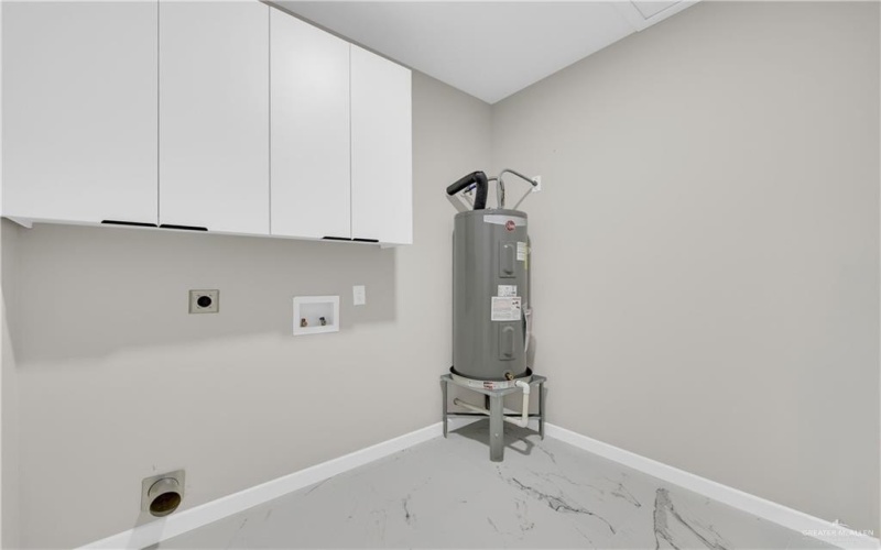 1312 E Evergreen Avenue, San Juan, TX 78589, 3 Bedrooms Bedrooms, ,2 BathroomsBathrooms,Residential,For Sale,1312 E Evergreen Avenue,0,500004