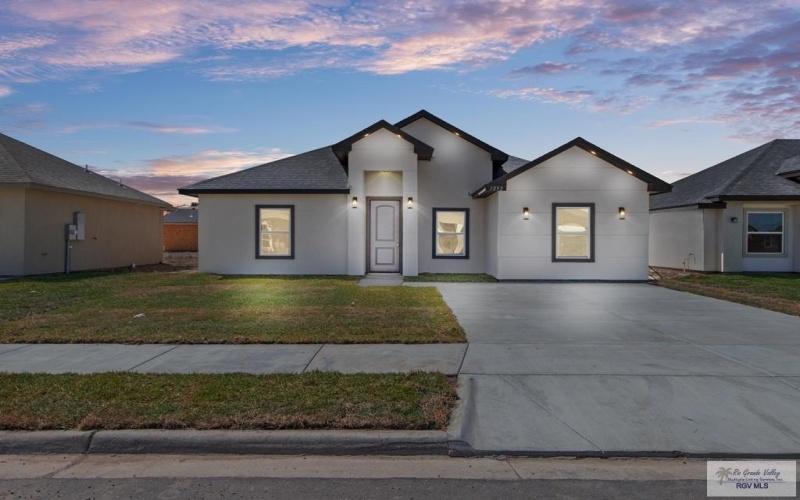 1252 TITUSVILLE, BROWNSVILLE, TX 78521, 3 Bedrooms Bedrooms, ,2 BathroomsBathrooms,Residential,For Sale,1252 TITUSVILLE,0,29774996