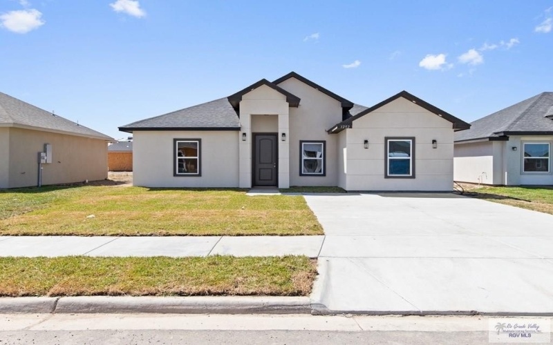 1252 TITUSVILLE, BROWNSVILLE, TX 78521, 3 Bedrooms Bedrooms, ,2 BathroomsBathrooms,Residential,For Sale,1252 TITUSVILLE,0,29774996