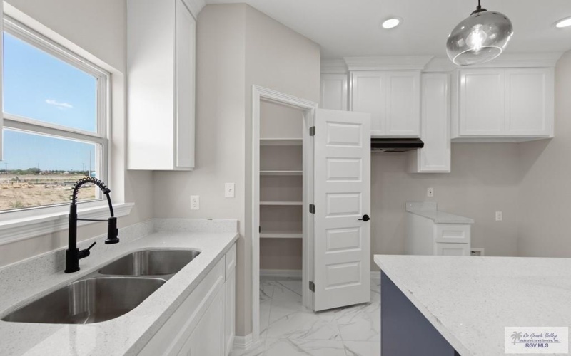 1252 TITUSVILLE, BROWNSVILLE, TX 78521, 3 Bedrooms Bedrooms, ,2 BathroomsBathrooms,Residential,For Sale,1252 TITUSVILLE,0,29774996