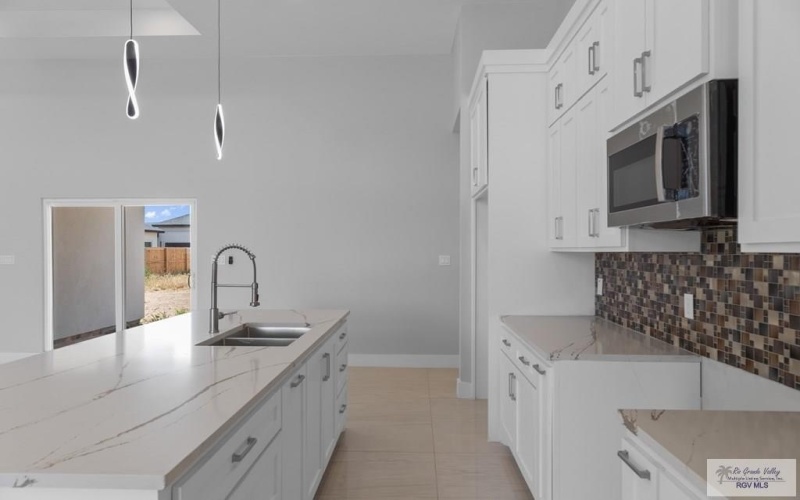 6209 MACKENNA DR, BROWNSVILLE, TX 78526, 4 Bedrooms Bedrooms, ,2 BathroomsBathrooms,Residential,For Sale,6209 MACKENNA DR,0,29775137