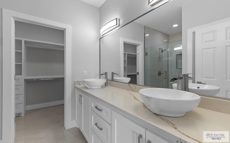 6209 MACKENNA DR, BROWNSVILLE, TX 78526, 4 Bedrooms Bedrooms, ,2 BathroomsBathrooms,Residential,For Sale,6209 MACKENNA DR,0,29775137