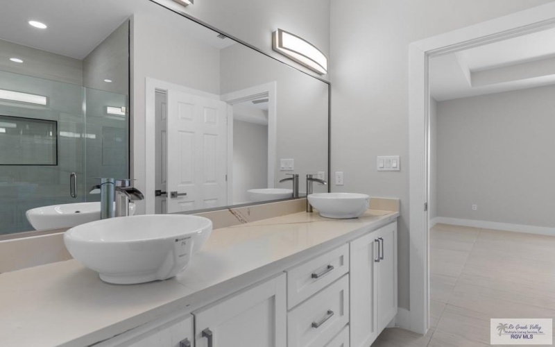 6209 MACKENNA DR, BROWNSVILLE, TX 78526, 4 Bedrooms Bedrooms, ,2 BathroomsBathrooms,Residential,For Sale,6209 MACKENNA DR,0,29775137