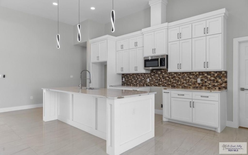 6209 MACKENNA DR, BROWNSVILLE, TX 78526, 4 Bedrooms Bedrooms, ,2 BathroomsBathrooms,Residential,For Sale,6209 MACKENNA DR,0,29775137